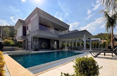 Antalya Kemer Çamyuva'da İskanı Alınmış, Full Eşyalı ve Akıllı Sistem Ultra Lüks Müstakil Villa