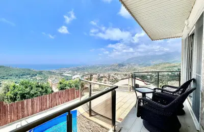 Alanya Kargıcak’ta Tam Eşyalı Müstakil Havuzlu & Kış Bahçeli 5+1 Tripleks Lüks Villa