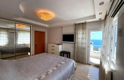 Элитная Квартира 4+1 в Ларе, Чаглаян: Панорамный Вид на Море и 210 м² Пространства
