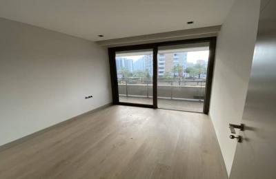 Seafront Ultra-Luxury Smart Home with Panoramic Views 25m from the Beach in Oriza Park, Liman