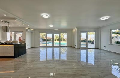 Undisturbed Sea View 4+1 Ultra-Luxury Villa with Underground Garage in Alanya Kargicak