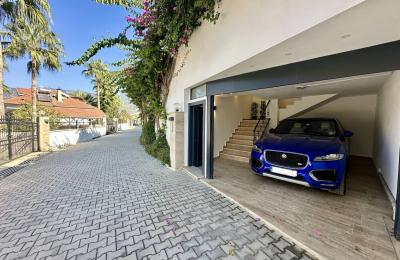 Undisturbed Sea View 4+1 Ultra-Luxury Villa with Underground Garage in Alanya Kargicak