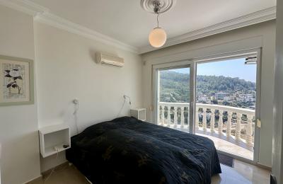 Panoramic Sea & City View Villa for Sale in Alanya Tepe – Diamond Garden Complex