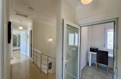 Panoramic Sea & City View Villa for Sale in Alanya Tepe – Diamond Garden Complex