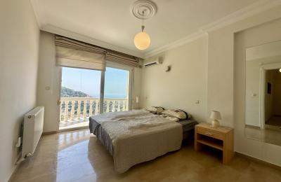 Panoramic Sea & City View Villa for Sale in Alanya Tepe – Diamond Garden Complex