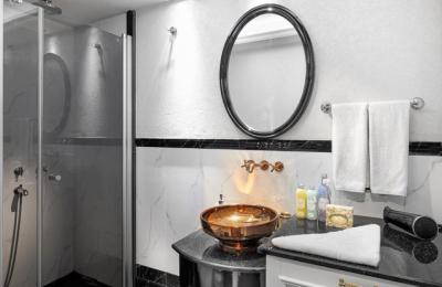 Fully Furnished VIP Apartments with High ROI in Onkel Residence, Konyaalti (600m to Beach)