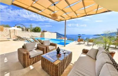 Luxury 5-Bedroom Villa with Infinity Pool & Development Land in Kalkan Bay