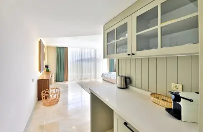 Luxury 5-Bedroom Villa with Infinity Pool & Development Land in Kalkan Bay