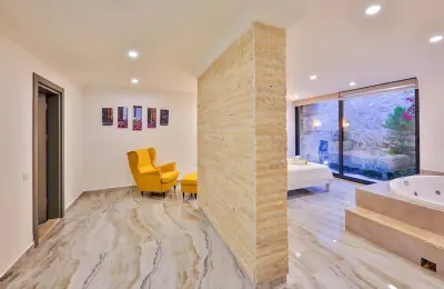 Sovereign 5-Bed Luxury Villa with Private Pool & Jacuzzi in Ortaalan Kalkan