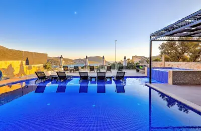 Sovereign 5-Bed Luxury Villa with Private Pool & Jacuzzi in Ortaalan Kalkan
