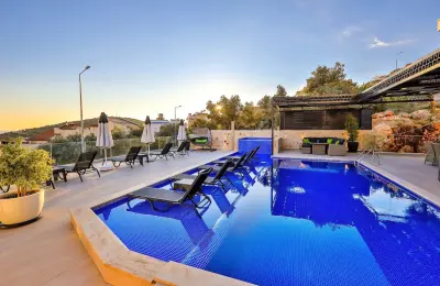 Sovereign 5-Bed Luxury Villa with Private Pool & Jacuzzi in Ortaalan Kalkan