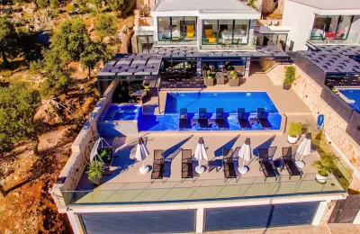 Sovereign 5-Bed Luxury Villa with Private Pool & Jacuzzi in Ortaalan Kalkan