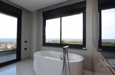 Luxury 4+1 Detached Villa for Sale in Kargicak Alanya