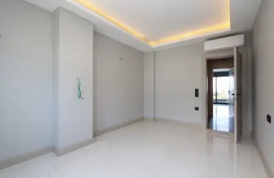 Luxury 4+1 Detached Villa for Sale in Kargicak Alanya