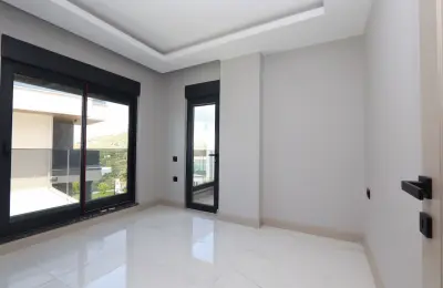 Luxury 4+1 Detached Villa for Sale in Kargicak Alanya