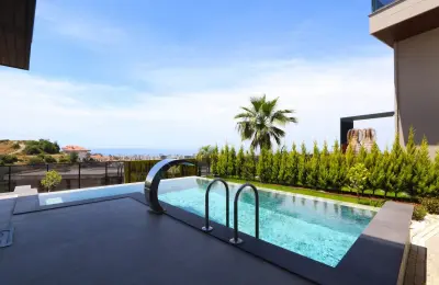 Luxury 4+1 Detached Villa for Sale in Kargicak Alanya