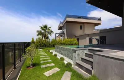 Luxury 4+1 Detached Villa for Sale in Kargicak Alanya