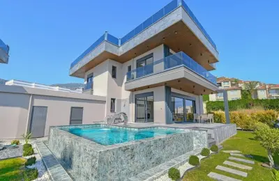 Luxury 4+1 Detached Villa for Sale in Kargicak Alanya
