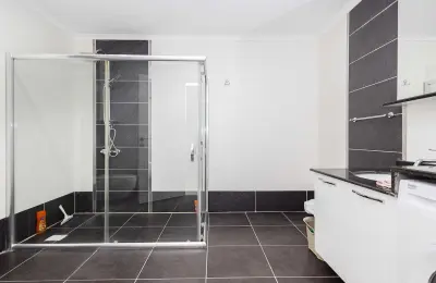 Kestel Residence'ta Satılık Kale ve Deniz Manzaralı Lüks 4+1 Dubleks Penthouse