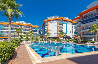 Kestel Residence'ta Satılık Kale ve Deniz Manzaralı Lüks 4+1 Dubleks Penthouse