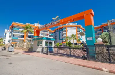 Kestel Residence'ta Satılık Kale ve Deniz Manzaralı Lüks 4+1 Dubleks Penthouse