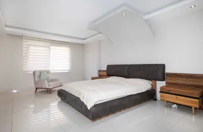 Kestel Residence'ta Satılık Kale ve Deniz Manzaralı Lüks 4+1 Dubleks Penthouse