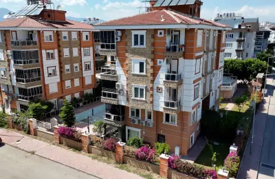 Konyaaltı Molla Yusuf'ta Tamamen Yenilenmiş ve Ayrı Girişli 4+1 Lüks Bahçe Dubleks Daire