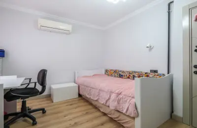 Konyaaltı Molla Yusuf'ta Tamamen Yenilenmiş ve Ayrı Girişli 4+1 Lüks Bahçe Dubleks Daire