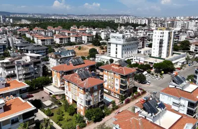 Konyaaltı Molla Yusuf'ta Tamamen Yenilenmiş ve Ayrı Girişli 4+1 Lüks Bahçe Dubleks Daire