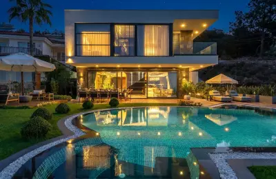 Luxury 3+1 Sea View Twins Villas for Sale in Alanya Bektas with Private Infinity Pool