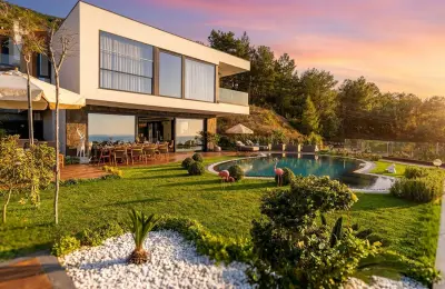 Luxury 3+1 Sea View Twins Villas for Sale in Alanya Bektas with Private Infinity Pool