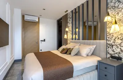 Luxury 3+1 Sea View Twins Villas for Sale in Alanya Bektas with Private Infinity Pool