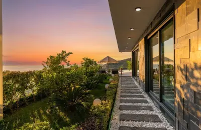 Luxury 3+1 Sea View Twins Villas for Sale in Alanya Bektas with Private Infinity Pool