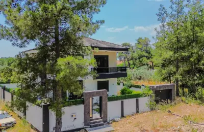 4+1 Luxury Detached Villa with Private Pool in Antalya Dosemealti Yesilbayir
