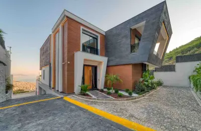 Sovereign 4+1 Eco-Luxury Detached Mansion in Alanya Tepe with Panoramic Sea & Castle Views (Fully Furnished)
