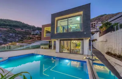 Sovereign 4+1 Eco-Luxury Detached Mansion in Alanya Tepe with Panoramic Sea & Castle Views (Fully Furnished)