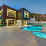 Sovereign 4+1 Eco-Luxury Detached Mansion in Alanya Tepe with Panoramic Sea & Castle Views (Fully Furnished)