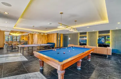 5-Star Hotel Concept Luxury Apartments for Sale in Alanya Tosmur Near Dim River