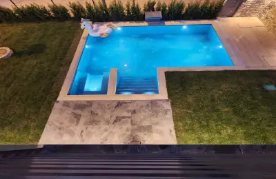 Antalya'da Satılık Özel Havuzlu, Saunalı ve Jakuzili 4+1 Lüks Müstakil Akıllı Villa