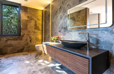 Antalya'da Satılık Özel Havuzlu, Saunalı ve Jakuzili 4+1 Lüks Müstakil Akıllı Villa