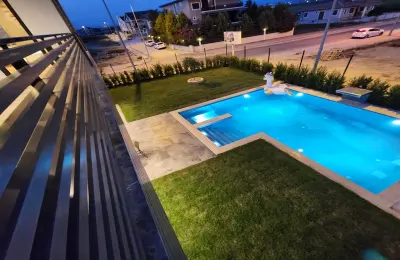 Antalya'da Satılık Özel Havuzlu, Saunalı ve Jakuzili 4+1 Lüks Müstakil Akıllı Villa