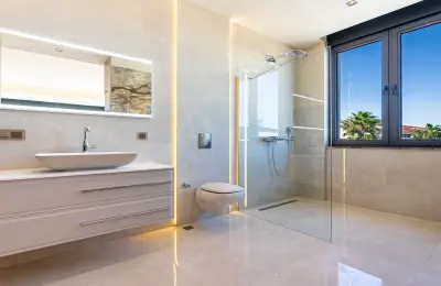 Antalya'da Satılık Özel Havuzlu, Saunalı ve Jakuzili 4+1 Lüks Müstakil Akıllı Villa