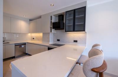 Sunset Park Side: Элитный Комплекс с Бассейном 1200 м² и Теплыми Полами