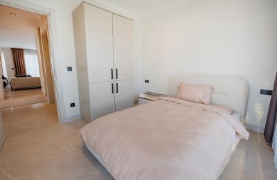 Sunset Park Side: Элитный Комплекс с Бассейном 1200 м² и Теплыми Полами