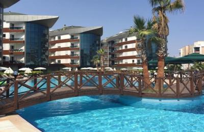 Fully Furnished VIP Apartments with High ROI in Onkel Residence, Konyaalti (600m to Beach)