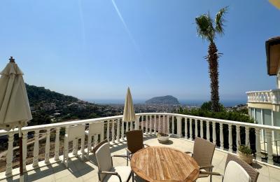 Panoramic Sea & City View Villa for Sale in Alanya Tepe – Diamond Garden Complex