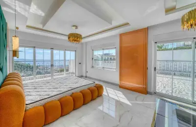 Sovereign 5+1 Triplex Eco-Luxury Mansion in Alanya Tepe with Panoramic Sea & Castle Views