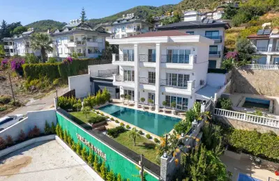 Sovereign 5+1 Triplex Eco-Luxury Mansion in Alanya Tepe with Panoramic Sea & Castle Views
