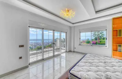 Sovereign 5+1 Triplex Eco-Luxury Mansion in Alanya Tepe with Panoramic Sea & Castle Views