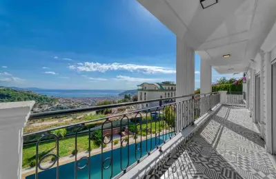 Sovereign 5+1 Triplex Eco-Luxury Mansion in Alanya Tepe with Panoramic Sea & Castle Views